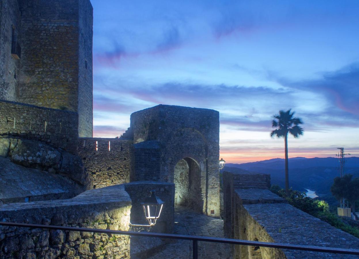 Casa En Fortaleza Medieval Castellar de la Frontera Buitenkant foto